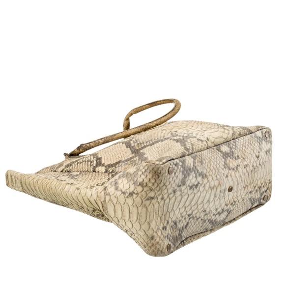 Tiffany & Co. | Vintage Lizard Leather Shoulder Bag w/Suede Lining ♥ GORGEOUS!! - Picture 3 of 15